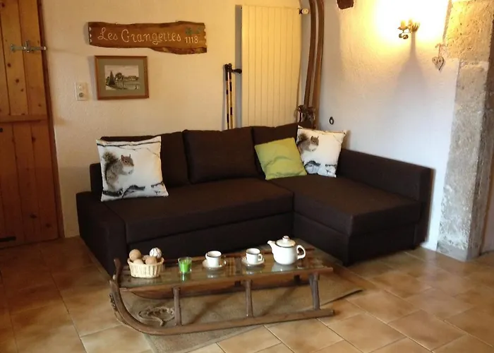 Les Grangettes By Interhome